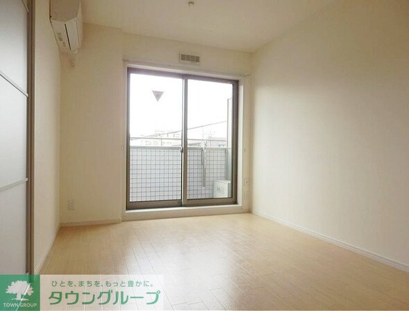 ラシーネ赤塚の物件内観写真